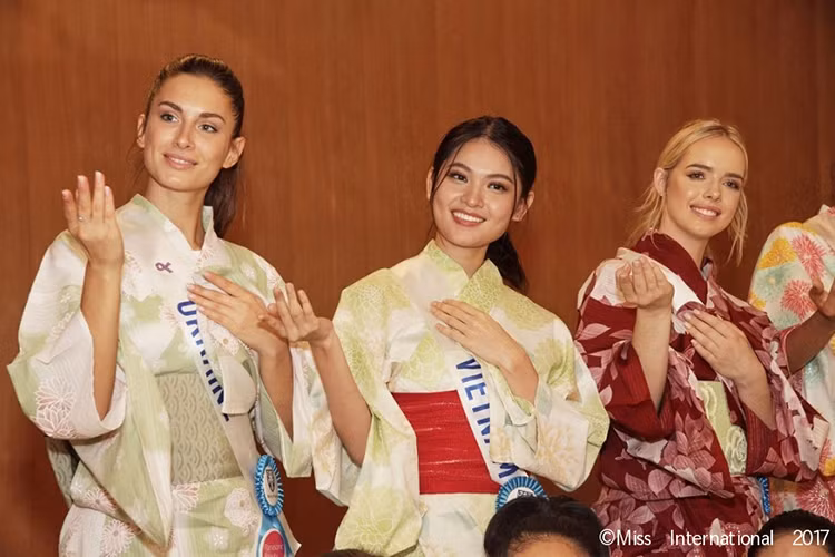 Từ Nhật Bản, Thùy Dung thường xuyên cập nhật thông tin và hình ảnh của mình tại cuộc thi Hoa hậu Quốc tế 2017. Ảnh: BTC