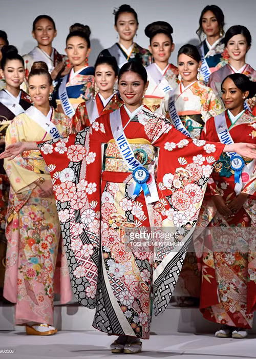 Ngày 23/10, Á hậu Thùy Dung lên đường sang Nhật Bản tham gia cuộc thi Miss International 2017 - Hoa hậu Quốc tế 2017. Ảnh: Getty