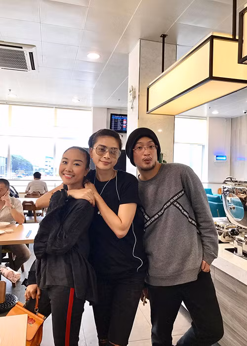 Đoan Trang nể phục Ngô Thanh Vân vất vả làm phim. “Sức lực của bạn ấy chắc còn hơn cả một người đàn ông!”, Đoan Trang chia sẻ.