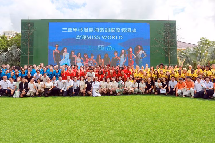 Theo ban tổ chức, trong đêm chung kết, ban giám khảo sẽ chọn ra top 40 trước khi công bố top 20.