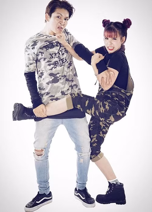 Cặp đôi đẹp của làng âm nhạc Việt khiến người hâm mộ phát cuồng bởi những khoảnh khắc bá đạo bên nhau.