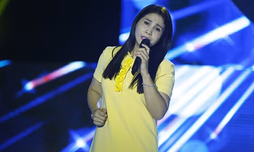 Lý Hương hát riêng ca khúc dành tặng con gái sau 8 năm xa cách.