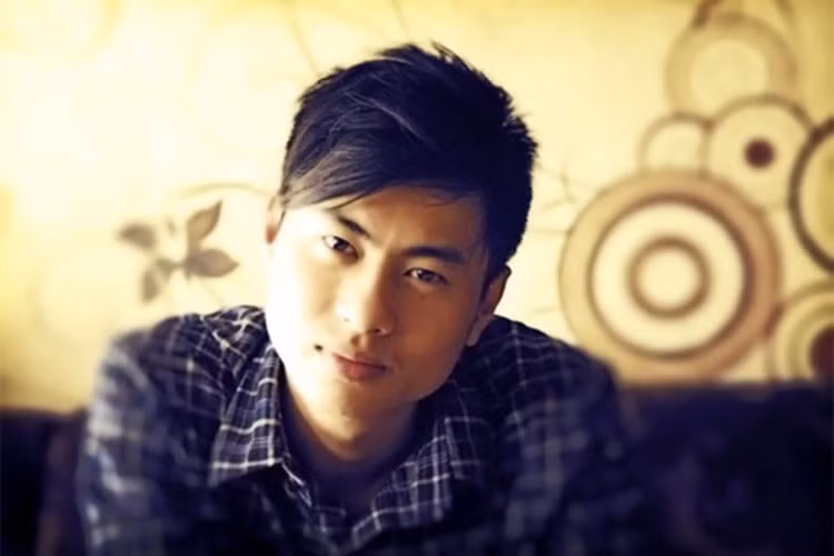 Các sáng tác gây chú ý của nhạc sĩ Dương Cầm gồm: "Mong anh về", "Biển và ánh trăng", "Trả lại cho em"...Ảnh: Vietnamnet