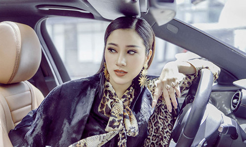 Tố My khẳng định có cuộc sống sung túc hơn sau 2 năm đi hát. Ảnh: Bobo.