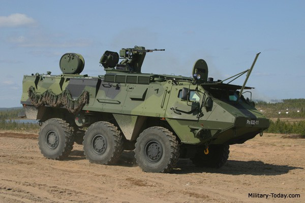 Trong số những người bị thương có 7 binh sĩ đã xuất viện, 5 lính dự bị lục quân vẫn đang được tiếp tục theo dõi.