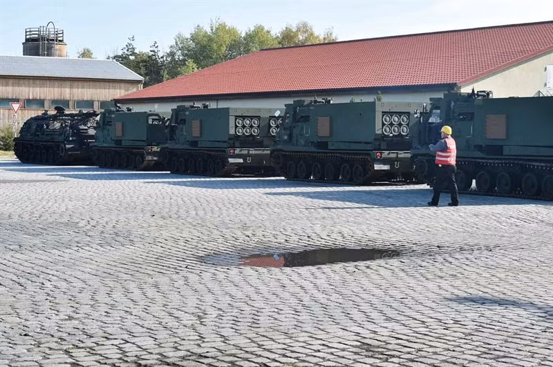 Cùng với quyết định triển khai mới, vị tướng Mỹ giấu tên, đại diện của Lữ đoàn 41 còn tuyên bố: "Với sức mạnh của hệ thống pháo phản lực MLRS M270, Mỹ đã khiến Liên Xô trước đây và cả Nga hiện nay đều phải khiếp sợ". Điều đó cũng không có gì ngạc nhiên, bởi M270 có khả năng tiêu diệt mục tiêu bằng các tên lửa không điều khiển trong thời gian rất ngắn và đối thủ không kịp phản ứng và không hiểu điều gì đã xảy ra.