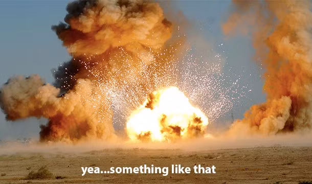 Một số kiến thợ có khả năng phát nổ để bảo vệ tổ của mình, khi phát nổ cơ thể của những con kiến này sẽ hóa lỏng, bết dính vào kẻ thù, cầm chân kẻ thù để đồng loại của mình dâng lên tấn công. Nguồn: L25