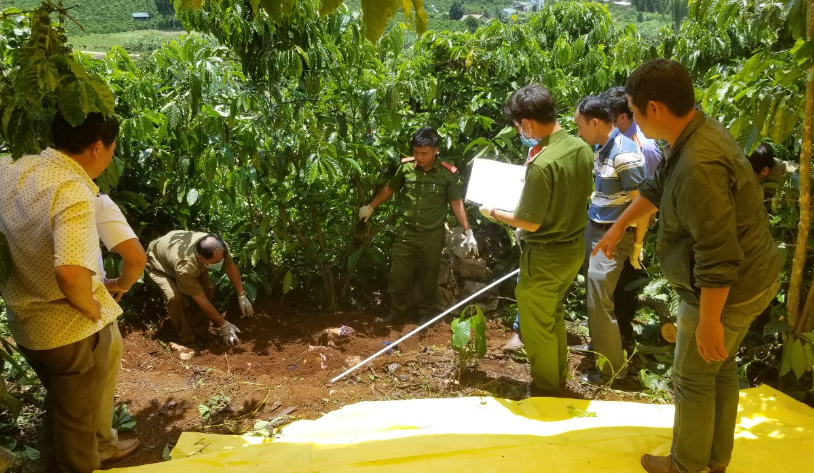 Từ dấu vết hiện trường để lại cùng sự mất tích bí ẩn của bà N, Công an nhận định đây là vụ giết người cướp tài sản. Sau khi thực hiện hành vi, hung thủ đã đưa xác bà N. đi một nơi khác nhằm phi tang chứng cứ. (Ảnh minh họa, nguồn internet)