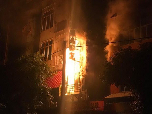 Chay quan massage o Ha Noi, dan hat chay tan loan