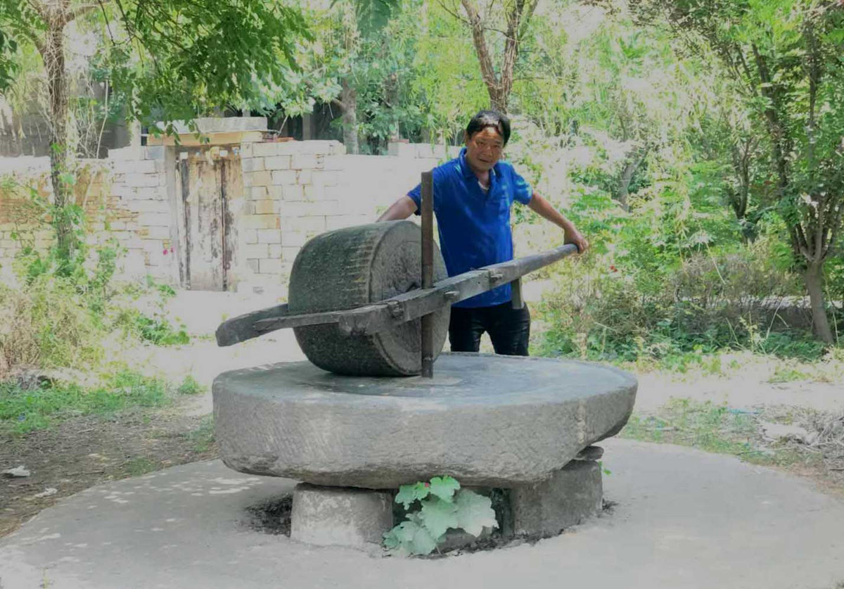 Cối đá được đại gia ở Đồng Nai mua với giá 160 triệu đồng