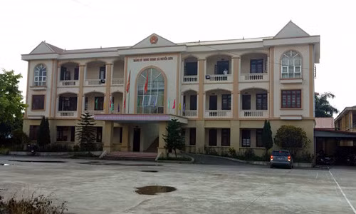 Trụ sở UBND xã Huyền Sơn, nơi ông Vinh công tác. Ảnh: TNMT.