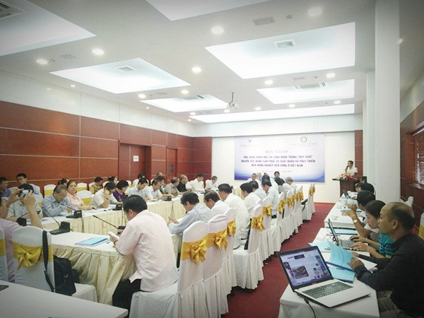 Toàn cảnh hội nghị.