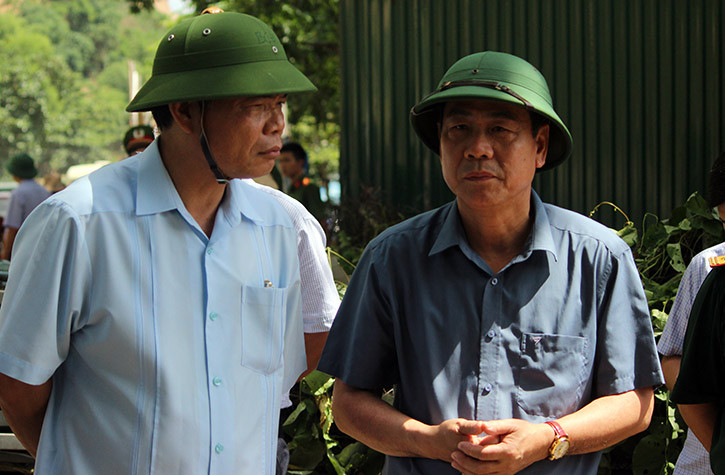 Phó Thủ tướng Trịnh Đình Dũng yêu cầu Chủ tịch UBND tỉnh Hòa Bình Nguyễn Văn Quang khẩn trương chỉ đạo các cơ quan chức năng của tỉnh phải: “ Đảm bảo an toàn tính mạng cho người dân, không để người dân quay vùng nguy hiểm; Tập trung tập mọi tạo điều kiện cho người dân mất nhà cửa, có chỗ ở an toàn và đảm bảo cuộc sống bình thường cho người dân đặc biệt là các cháu nhỏ học hành....