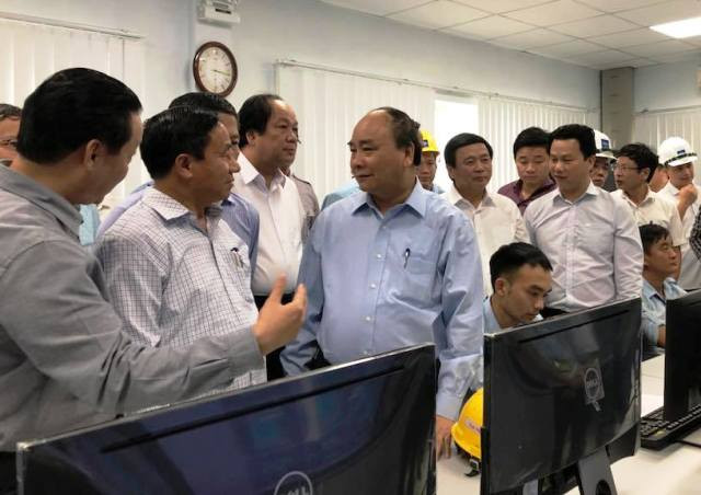 Thu tuong Nguyen Xuan Phuc thi sat tai Formosa Ha Tinh
