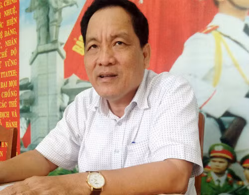 Canh sat khong muon ban chet ke dinh giet be so sinh