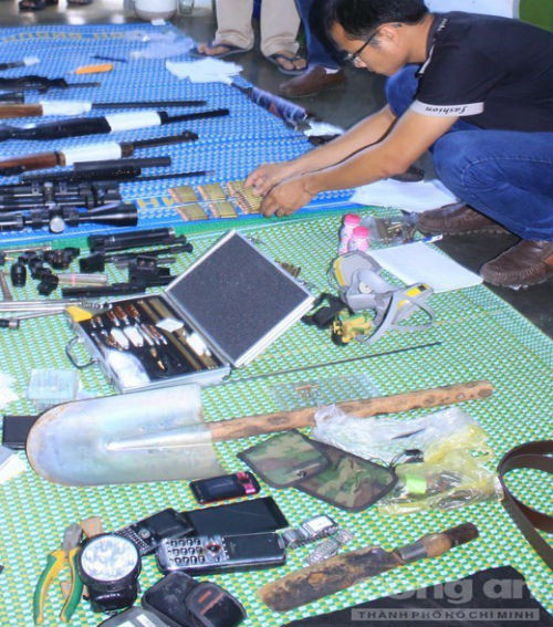 Hung thu dung sung giet tai xe, vui xac phi tang khai gi?-Hinh-3