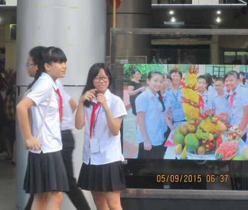 Phu huynh day som dua con di du le khai giang nam hoc moi-Hinh-11