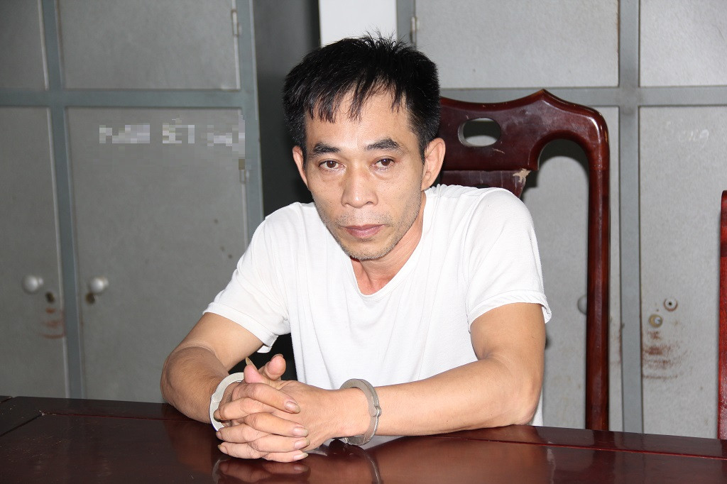 Nghệ An: Khởi tố 2 đối tượng mang nhiều tiền án mua bán ma túy Nghe An: Khoi to 2 doi tuong mang nhieu tien an mua ban ma tuy