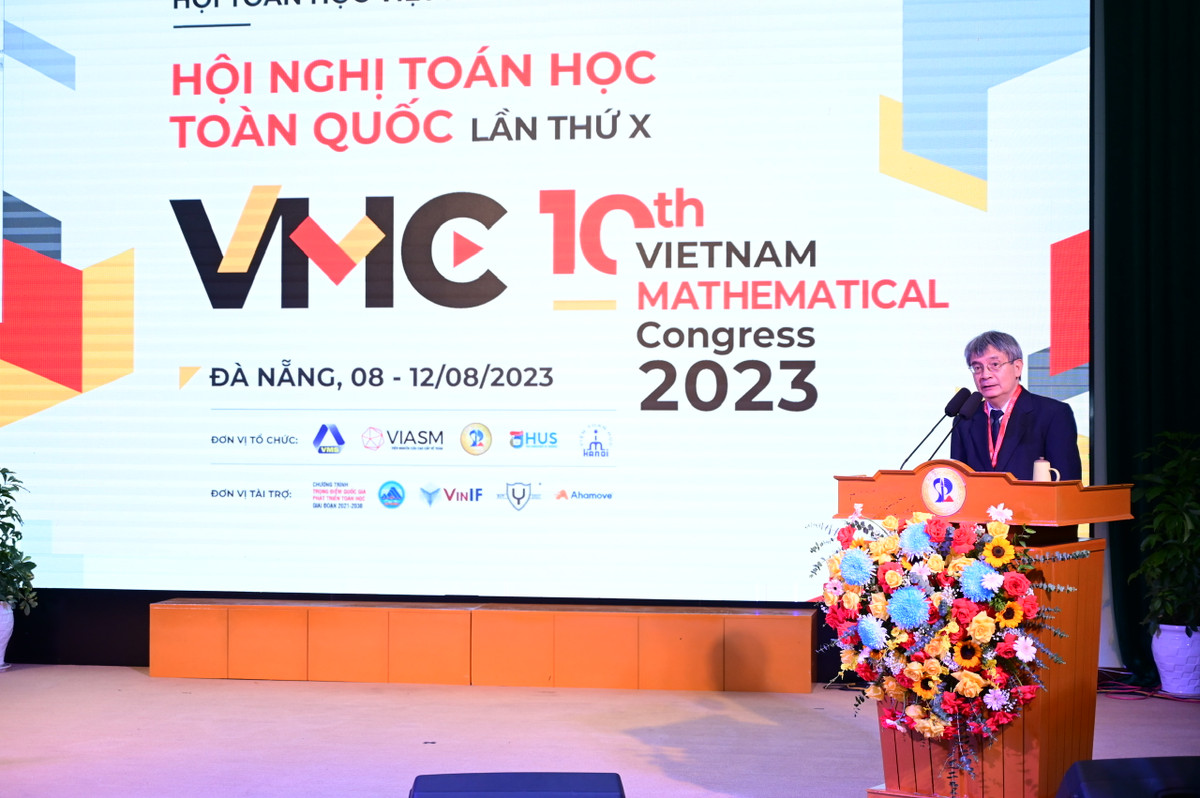 De xuat nhung quyet sach phat trien nganh Toan hoc-Hinh-3