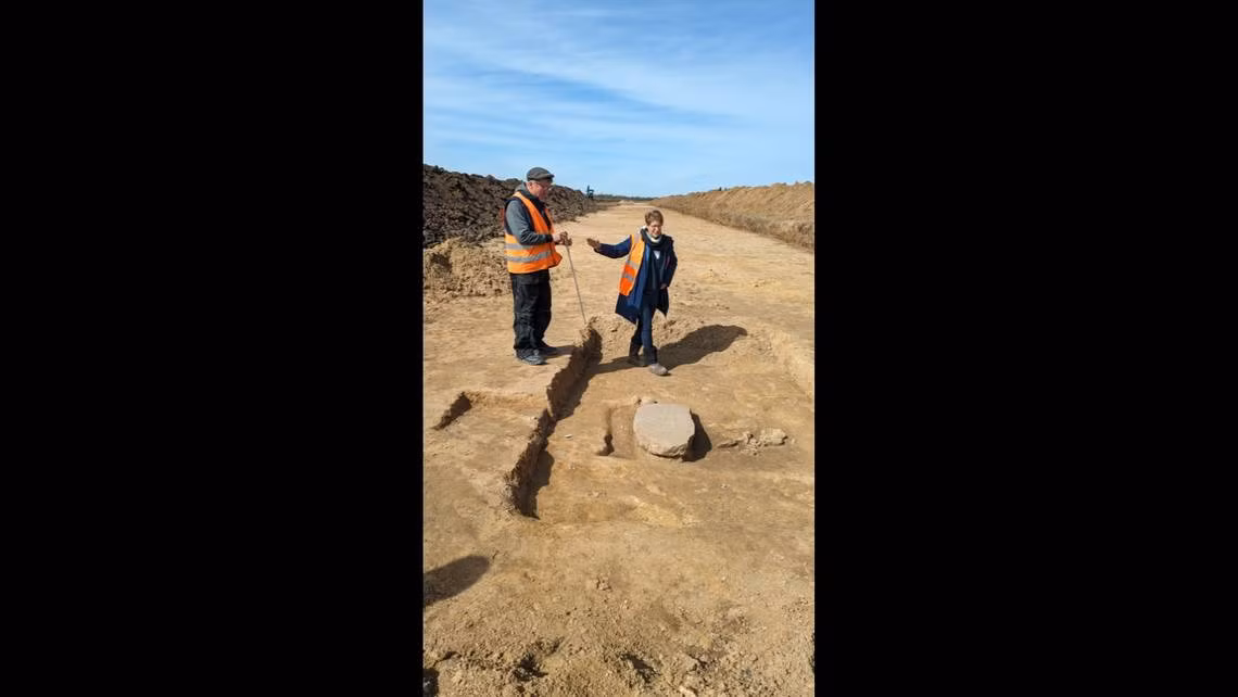 Nền văn hóa này nổi bật với sự phát triển kinh tế, văn hóa phức tạp và sự phát triển của các công cụ bằng vàng và đồng.