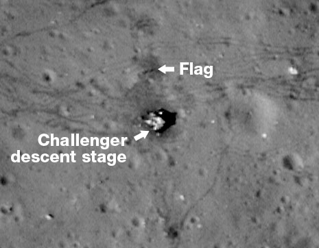 Vào năm 2012, ảnh từ vệ tinh Lunar Reconnaissance Orbiter xác nhận lá cờ vẫn còn đứng, nhưng tình trạng cụ thể của nó không rõ.
