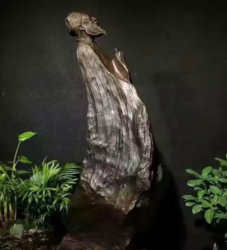 Đây không phải là lần đầu tiên cây gỗ âm trầm quý giá được phát hiện tại Trung Quốc. Các trường hợp trước đó cũng cho thấy sự quan trọng của việc bảo tồn và nghiên cứu về loại gỗ này.