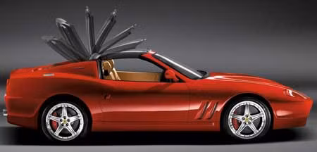 Kính thông minh có thể sẫm màu để ngăn tia cực tím và nhiệt độ cao. 