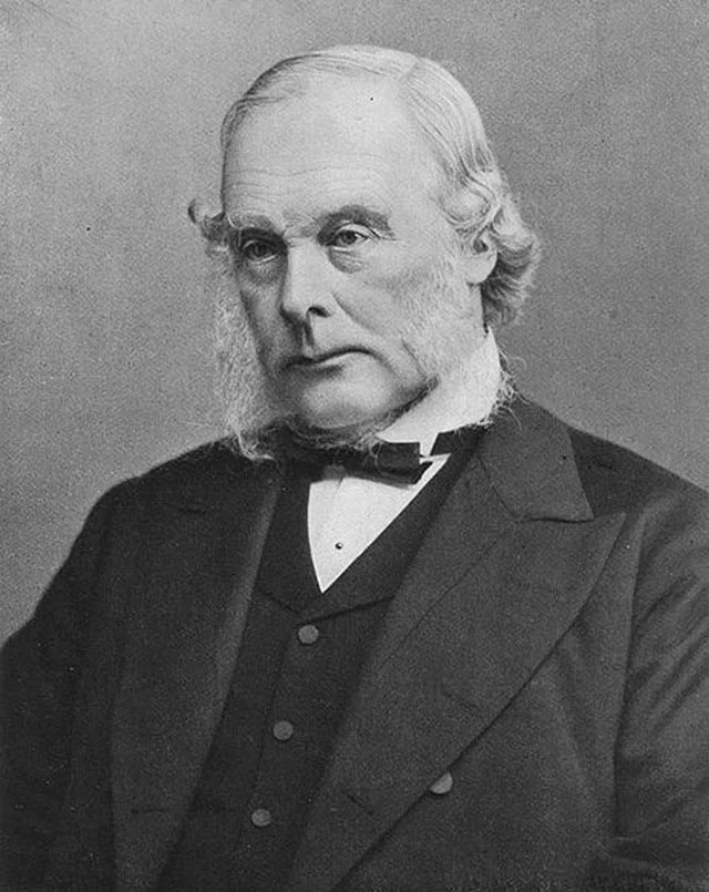 8. Ca phẫu thuật thảm họa của Joseph Lister: Bác sĩ phẫu thuật Joseph Lister đã thực hiện một cuộc phẫu thuật vào năm 1851 nhưng lại cắt nhầm ngón tay của trợ lý và cả hai đã chết vì hoại tử, tạo ra tỷ lệ tử vong lên tới 300%.