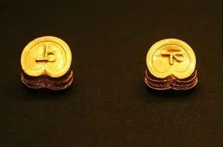 Lăng mộ này được gọi là "thủy mộ" vì bị ngâm trong nước thời gian dài. Trong mộ có nhiều bảo vật quý hiếm.