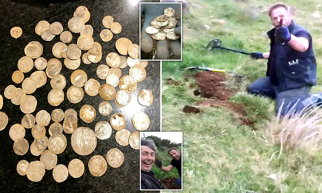 Paul Raynard, một người đàn ông 44 tuổi sống ở Ballycastle, Bắc Ireland, vô tình làm rơi chiếc nhẫn cưới trên một cánh đồng cỏ. Anh quyết định tìm lại nhẫn và mời người bạn thân Michael Gwynne sử dụng máy dò kim loại.