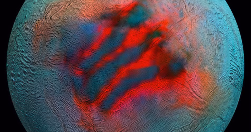 Độ sáng của các tia này thay đổi theo chu kỳ 33 giờ, liên quan đến lực thủy triều. Mô phỏng từ Caltech cho thấy, chuyển động này có thể được kiểm soát bởi sự hiện diện của các “vùng kéo tách” dọc theo các vết nứt, cho phép nước từ đại dương dưới bề mặt tràn lên.