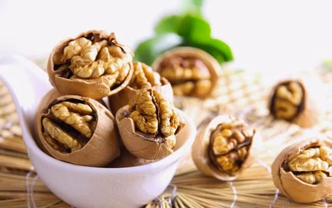 Quả óc chó là một trong những loại hạt có tác dụng làm đẹp da nhanh chóng - Ảnh minh họa: Internet