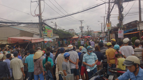 Hon chien kinh hoang trong dem, nhieu nguoi chet va bi thuong