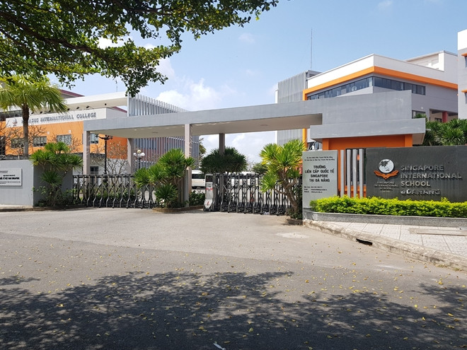 Luu tru anh tre em nhay cam, nam giao vien bi sa thai