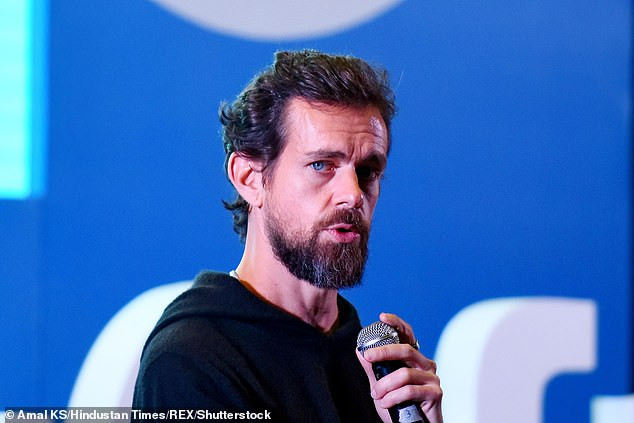 Khi làm việc tại công ty podcast Odeo, Jack Dorsey gặp gỡ những người đồng sáng lập Twitter khác là Biz Stone và Evan Williams. Sau khi công ty Odeo phá sản năm 2006, ông Dorsey quyết định tiếp tục thực hiện ý tưởng ứng dụng nhắn tin nhanh khi xưa. Từ ý tưởng này, ông cùng 2 nhà đồng sáng lập gây dựng nên Twitter. =