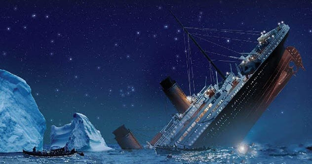 Trong lần ra biển năm 1911, tàu RMS Olympic xảy ra va chạm với tàu HMS Hawke. Hậu quả là tàu RMS Olympic bị thủng một lỗ ở phần thân tàu khiến nước tràn vào bên trong. May mắn là con tàu vẫn có khả năng tự di chuyển về cảng mà không bị chìm. Nhờ vậy, ông Arthur và những người có mặt trên tàu thoát chết.