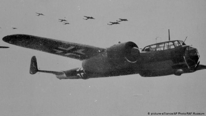 Dù vậy, “phi đội Leonidas” của Đức quốc xã không thể đẩy lùi lực lượng Liên Xô. Cuối cùng, giới chức Đức nhận thấy nhiệm vụ tự sát của phi công cảm tử không thể gây ra hậu quả nghiêm trọng cho Liên Xô nên cuối cùng hủy bỏ.