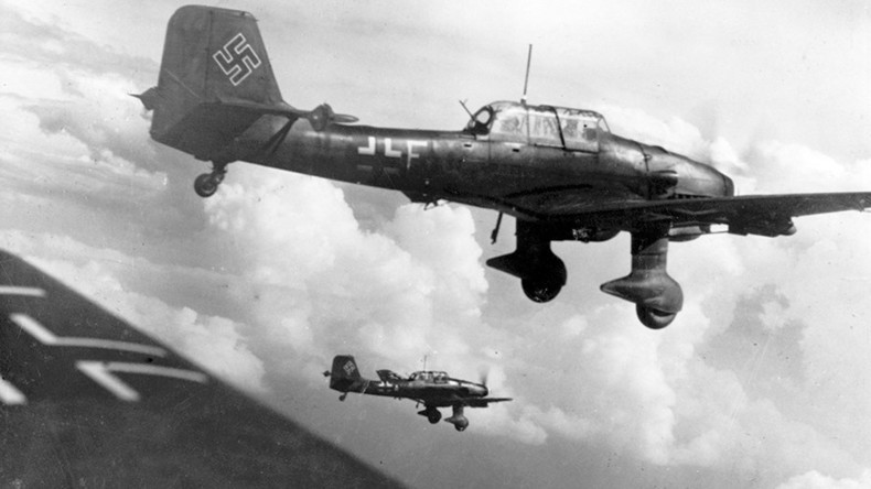 Những phi cơ này chất đầy thuốc nổ và chỉ đổ 1/2 bình xăng, đủ cho chuyến bay một chiều. Do đó, những phi công làm nhiệm vụ trên những máy bay này đều biết chắc chắn rằng sẽ không thể quay về an toàn. Họ phải chuẩn bị sẵn tâm lý chết vì chính quyền Hitler khi làm nhiệm vụ cảm tử.