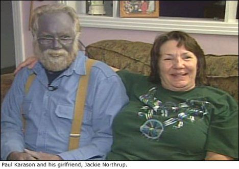 Mọi chuyện có chuyển biến tốt hơn khi bác sĩ Madison Cawain đến nơi sinh sống của gia tộc Fugat vào năm 1960. Sau khi tìm hiểu phả hệ gia đình và tiến hành xét nghiệm, ông Cawain tìm ra "thủ phạm" khiến một số người của gia tộc có da màu xanh là vì loại enzyme mang tên diaphorase.