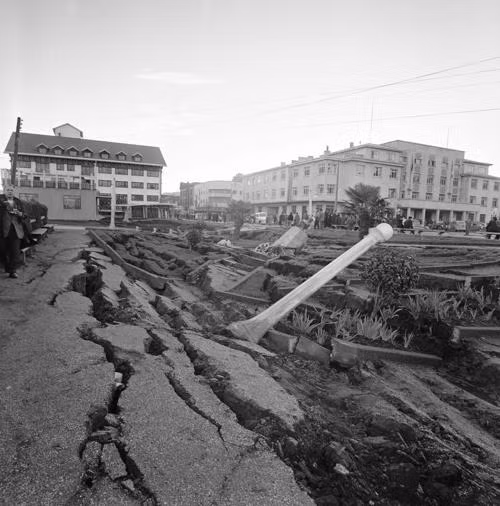 Sau khi xảy ra thảm kịch kinh hoàng trên, các nhà khoa học tiến hành nghiên cứu, đo đạc và xác định năng lượng giải phóng từ trận động đất lớn hơn 200 lần so với quả bom nguyên tử Mỹ ném xuống thành phố Hiroshima ở Nhật Bản trong giai đoạn cuối Thế chiến 2.