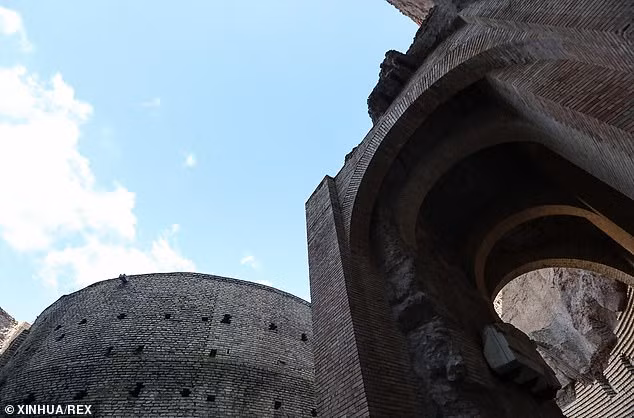 Ngoài hoàng đế Augustus, nơi an nghỉ của ông cũng là nơi chôn cất những vị vua La Mã kế tiếp như: Tiberius, Caligula và Claudius.