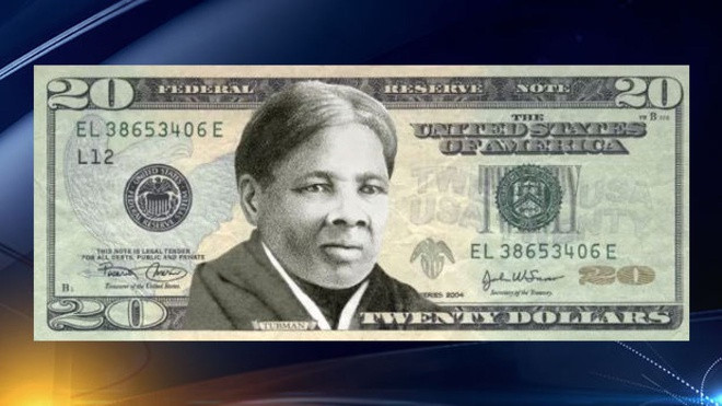 Người phụ nữ xuất hiện trong tờ 20 USD của Mỹ là Harriet Tubman. Bà là nhà hoạt động nhân đạo, chống lại chế độ nô lệ người Mỹ gốc Phi, đồng thời là điệp viên Liên bang trong Nội chiến Mỹ. Năm 2020, Bộ Ngân khố Mỹ dự định sản xuất và lưu hành tờ 20 USD in hình của bà Harriet Tubman, thay thế cho hình ảnh Tổng thống Andrew Jackson. Như vậy, bà Tubman trở thành phụ nữ gốc Phi đầu tiên và là phụ nữ thứ ba, xuất hiện trên tờ tiền của Mỹ. Ảnh: WTXL-TV.
