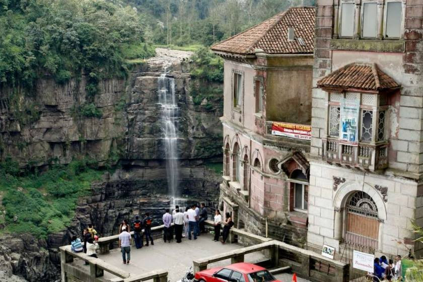 Bên cạnh những câu chuyện ma quái khó giải, kể từ năm 2013, khách sạn Hotel del Salto hiện trở thành Bảo tàng đa dạng sinh học và văn hóa thác Tequendam. Nhờ vậy, công trình này dần hồi sinh và có nhiều người ghé thăm.