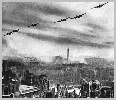 Sau đó, phi công Leonov bật dù và thoát khỏi máy bay đang bốc cháy. Ông được các đồng đội tìm thấy và nhanh chóng đưa đến bệnh viện. Các bác sĩ không thể cứu cánh tay trái của ông. Do vậy, ông bị cắt bỏ tay trái đến gần vai.