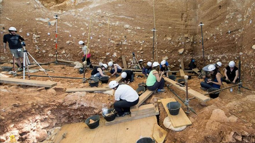 Vì vậy, việc xác định giới tính của đứa trẻ khiến các chuyên gia gặp nhiều khó khăn.