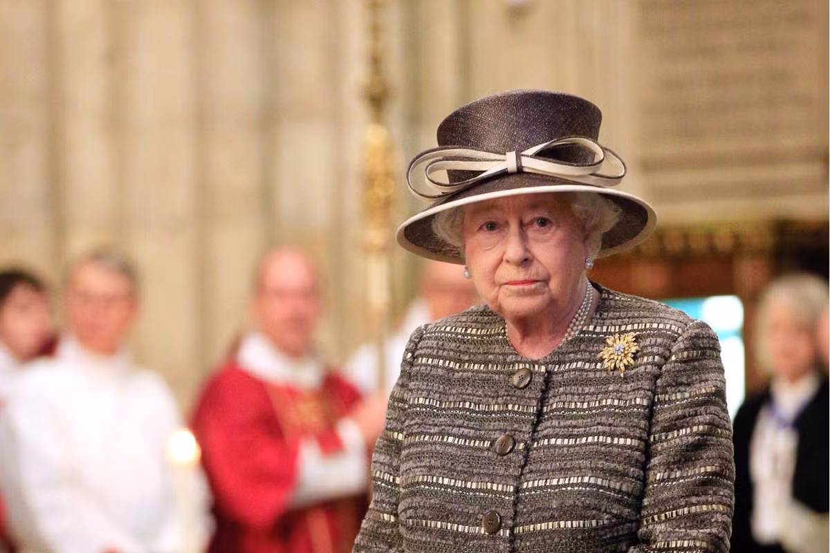 He lo bat ngo ve trang suc, phu kien cua Nu hoang Anh