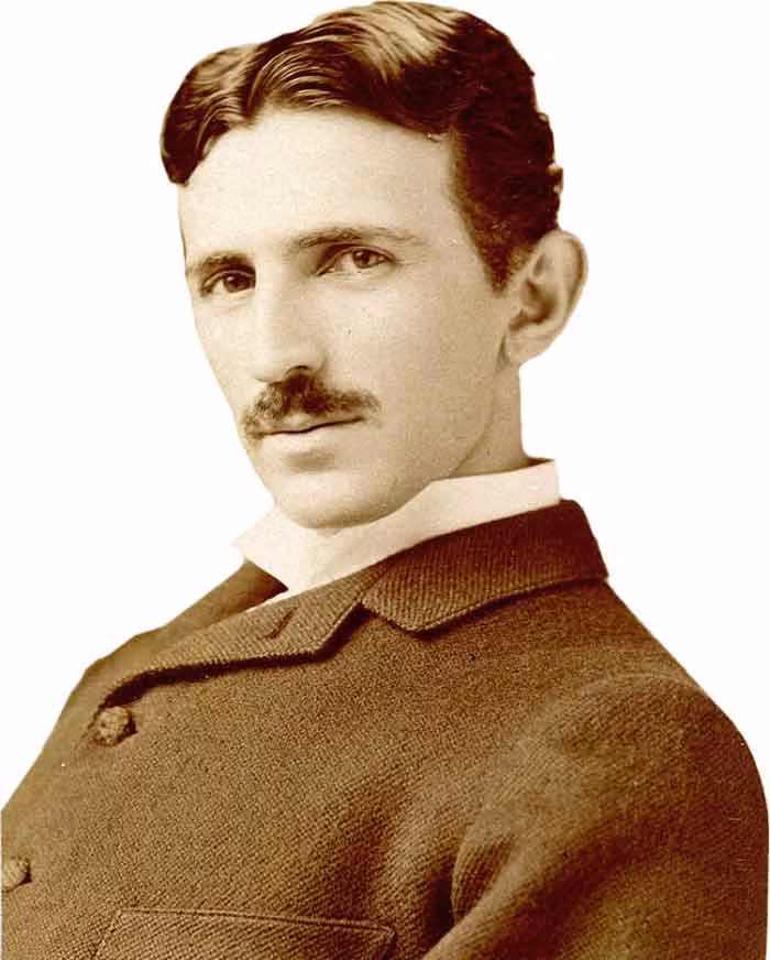 Khi mới bước chân vào giảng đường đại học, Nikola Tesla có sự hứng thú lớn đối với lĩnh vực vật lý và toán học. Thế nhưng, về sau, ông dành nhiều sự quan tâm đến ngành điện. Đây là lĩnh vực nghiên cứu quan trọng mà ông theo đuổi gần như toàn bộ sự nghiệp.