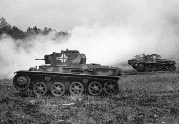 Tập đoàn quân Panzer SS số 6 dưới sự chỉ huy của tướng Josef “Sepp” Dietrich nhận nhiệm vụ lực lượng chủ lực, dẫn đầu cuộc tấn công.