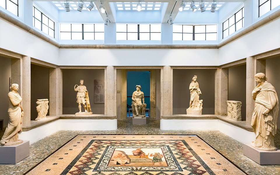 Nhiều du khách khi đến Hy Lạp không khỏi ấn tượng bởi quốc gia này có nhiều bảo tàng khảo cổ nhất thế giới.