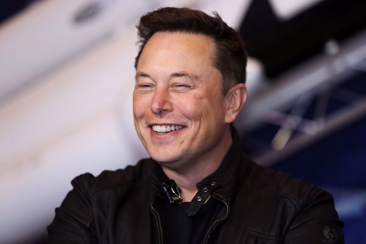 Trong số này có việc tỷ phú Elon Musk từng viết trên trang Twitter cá nhân ngày 19/2/2019 rằng: "Năm 2011, Tesla không sản xuất chiếc xe nào, nhưng năm 2019 sẽ làm ra khoảng 500.000 chiếc".
